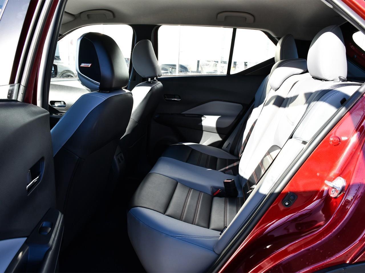 2023 Nissan Kicks SR Photo