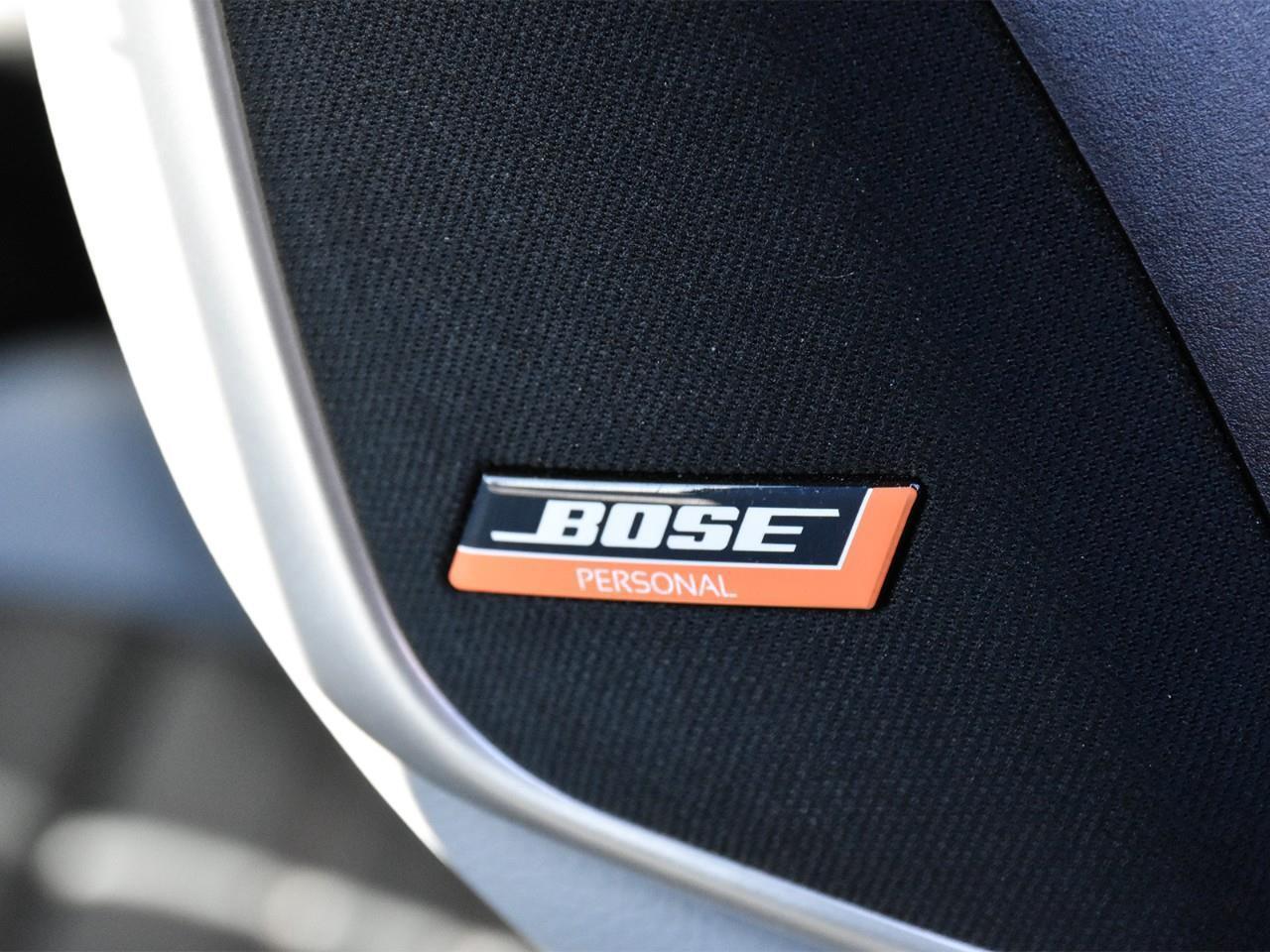 2023 Nissan Kicks SR Photo