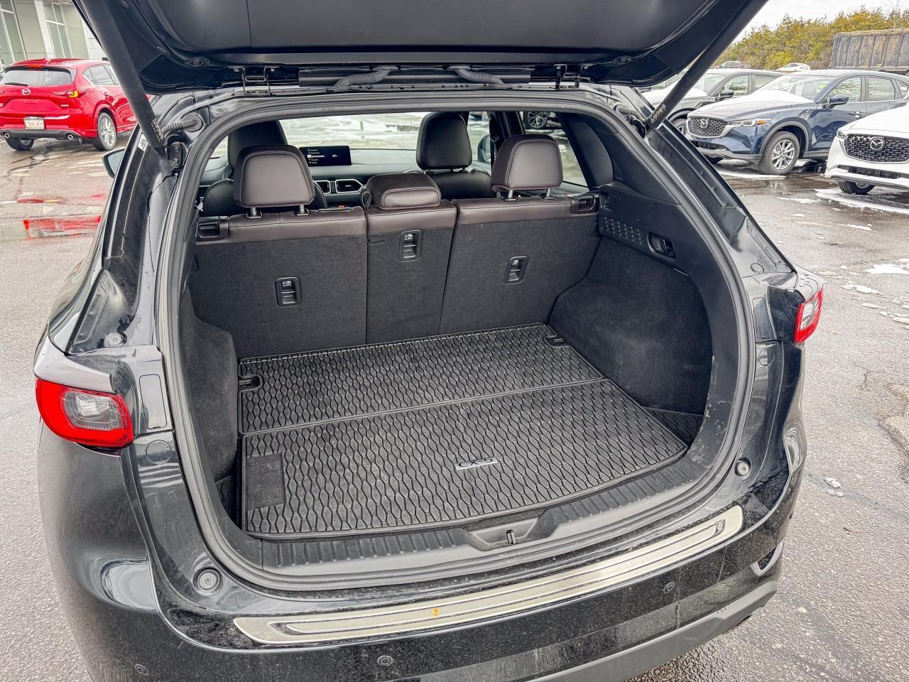 2023 Mazda CX-5 Signature Photo