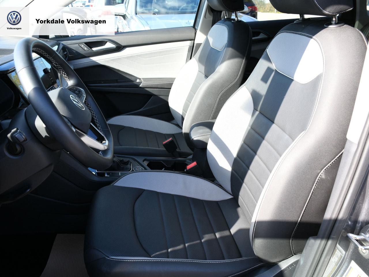 2024 Volkswagen Taos  Photo