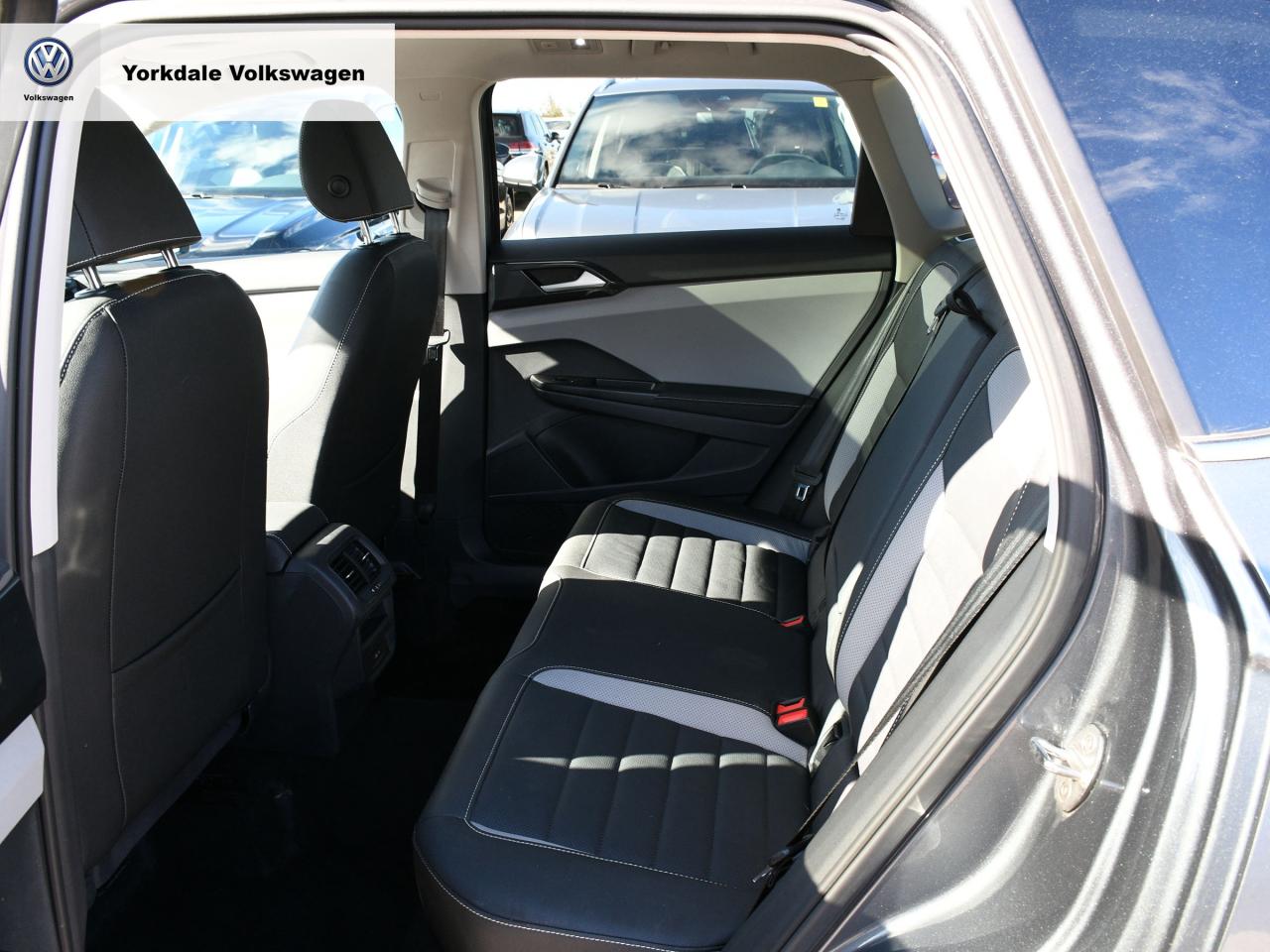 2024 Volkswagen Taos  Photo