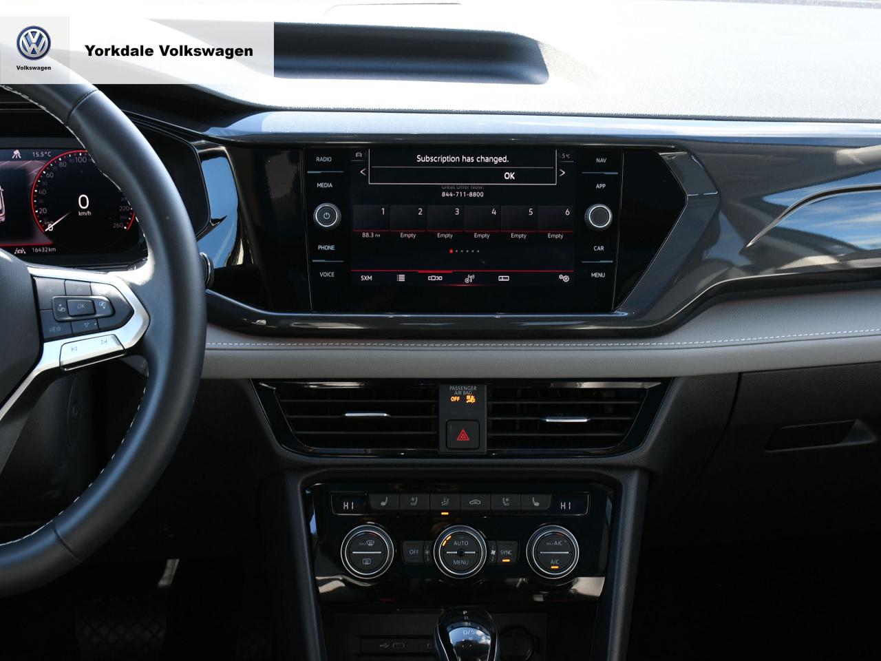 2024 Volkswagen Taos  Photo