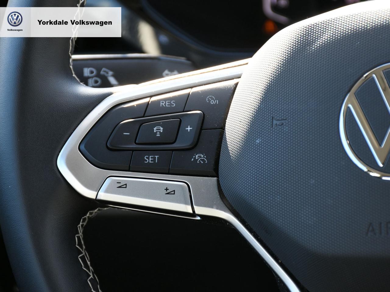 2024 Volkswagen Taos  Photo