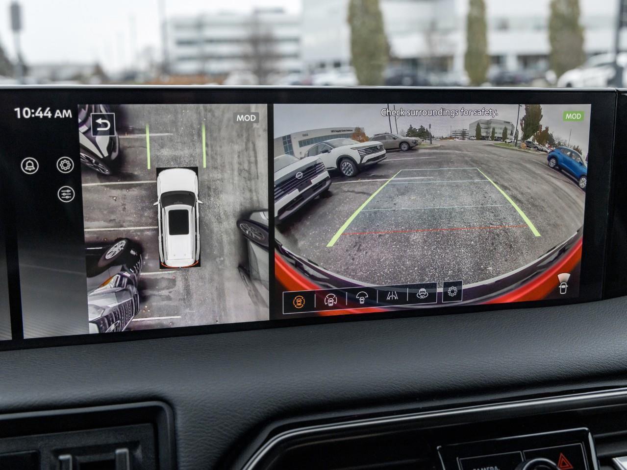 2025 Nissan Armada PRO-4X Photo