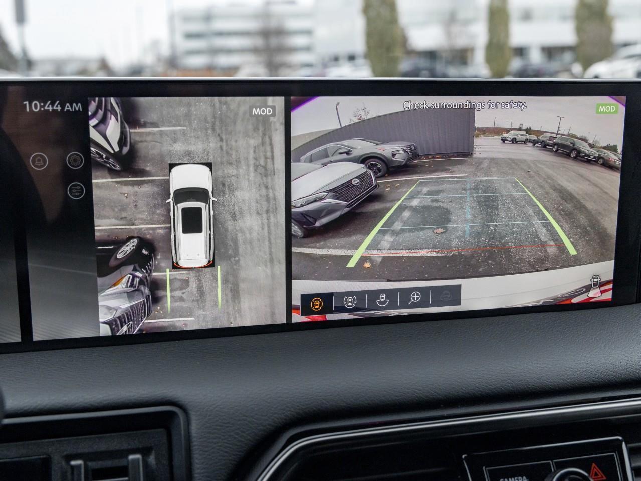 2025 Nissan Armada PRO-4X Photo