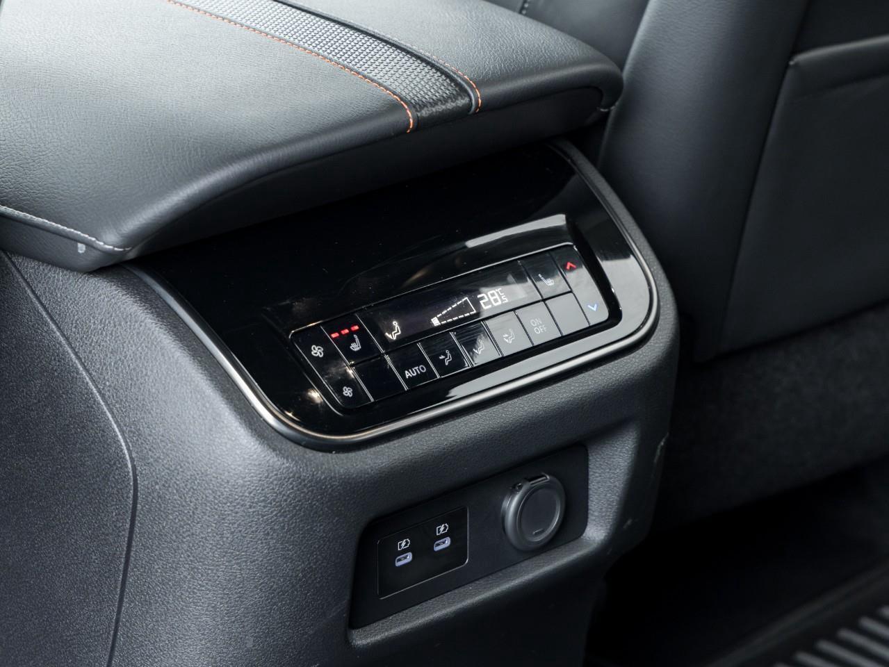 2025 Nissan Armada PRO-4X Photo