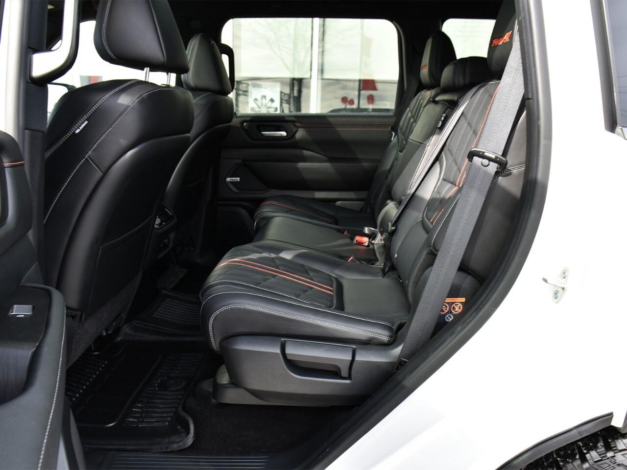 2025 Nissan Armada 4x4 PRO-4X, DEMO CLEARANCE, KLIPSCH AUDIO Photo