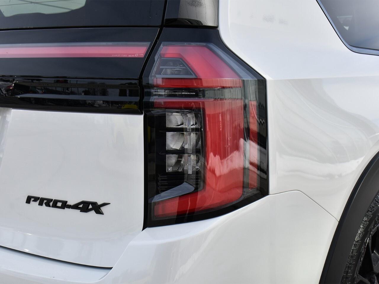 2025 Nissan Armada 4x4 PRO-4X, DEMO CLEARANCE, KLIPSCH AUDIO Photo