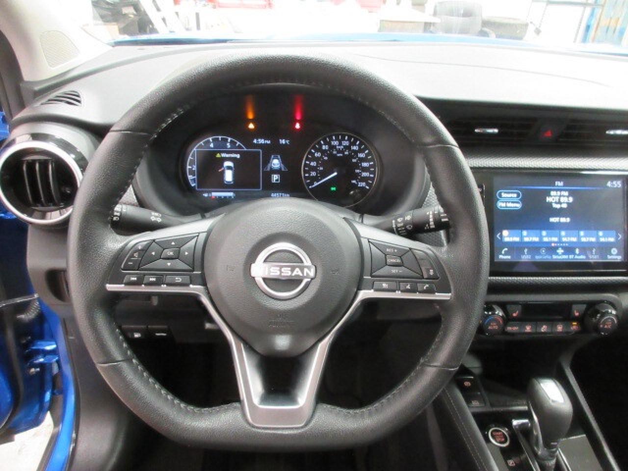 2024 Nissan Kicks SV, HTD. SEATS, APPLE/ANDROID, BT, CAMERA, 44K! Photo