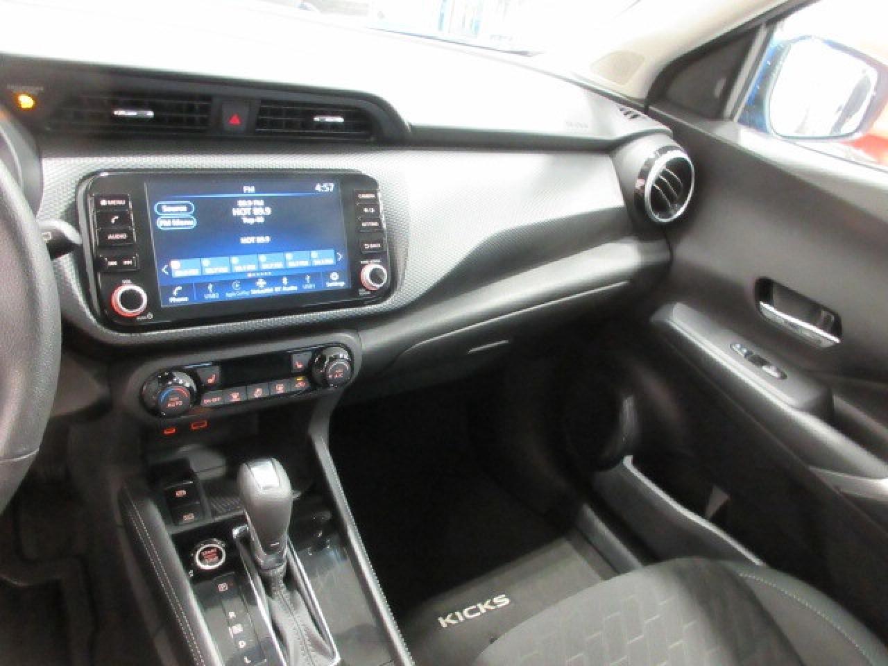 2024 Nissan Kicks SV, HTD. SEATS, APPLE/ANDROID, BT, CAMERA, 44K! Photo