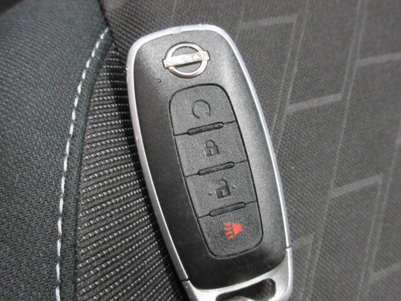 2024 Nissan Kicks SV, HTD. SEATS, APPLE/ANDROID, BT, CAMERA, 44K! Photo