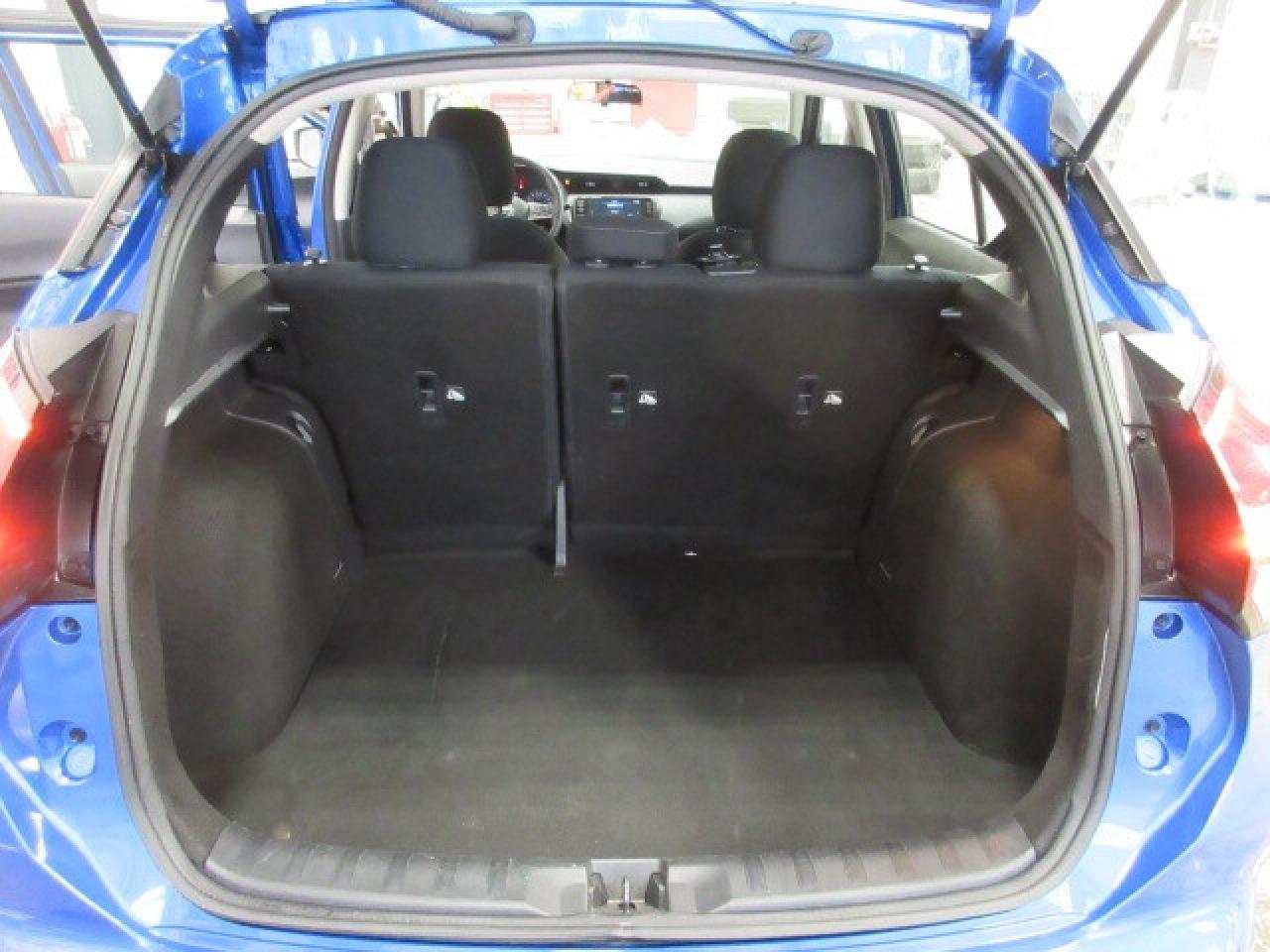 2024 Nissan Kicks SV, HTD. SEATS, APPLE/ANDROID, BT, CAMERA, 44K! Photo