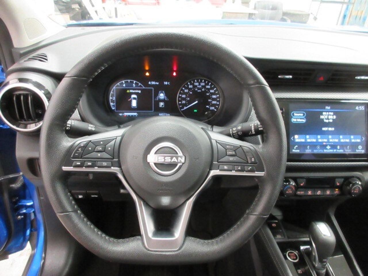 2024 Nissan Kicks SV, HTD. SEATS, APPLE/ANDROID, BT, CAMERA, 44K! Photo