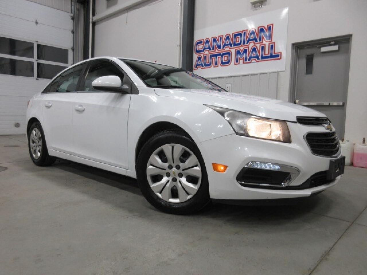 2016 Chevrolet Cruze LT, ROOF, A/C, AUTOSTART, CAMERA, JUST 131K! Photo0