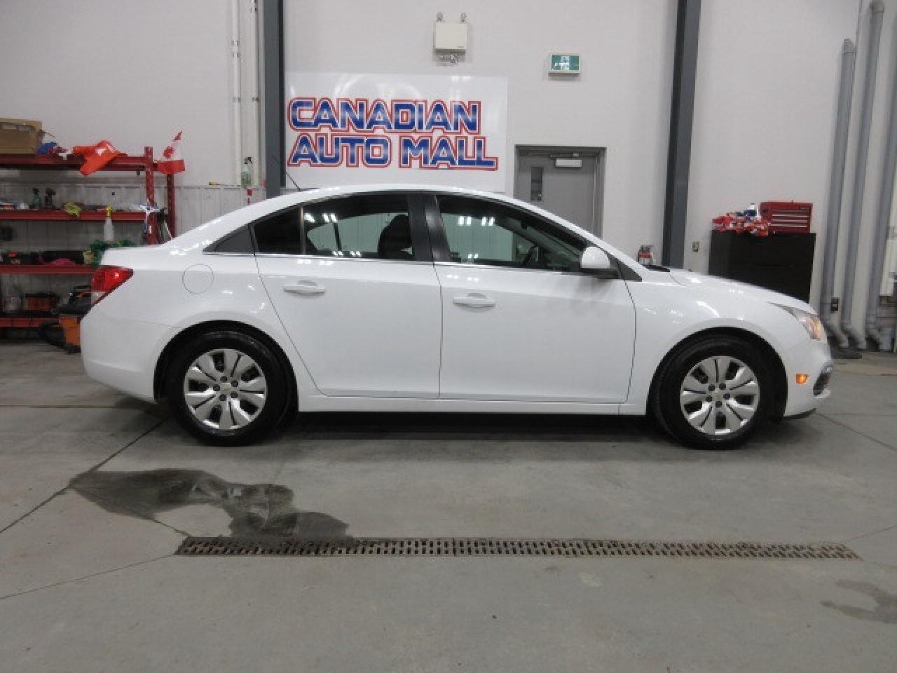 2016 Chevrolet Cruze LT, ROOF, A/C, AUTOSTART, CAMERA, JUST 131K! Photo