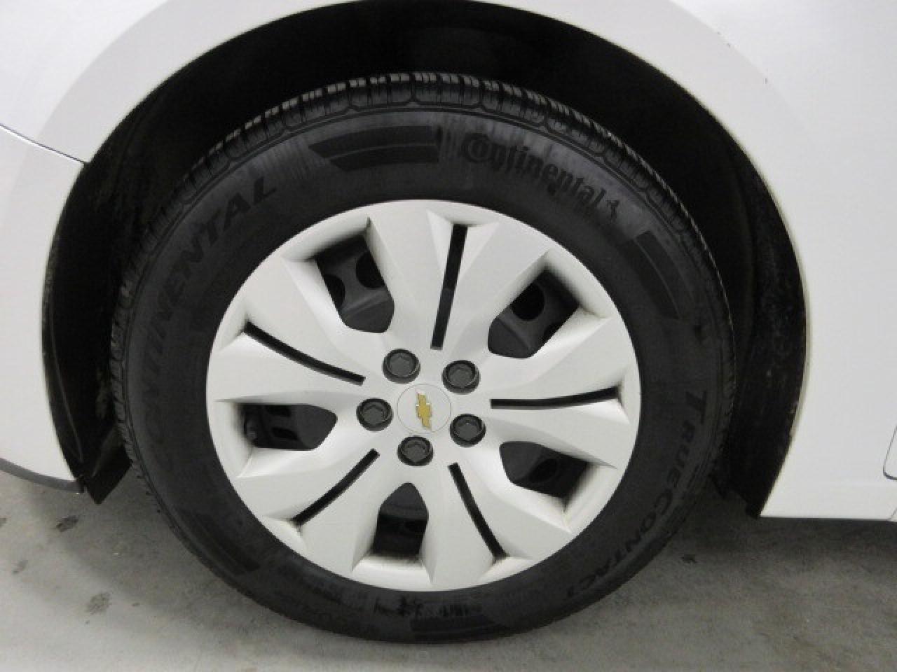 2016 Chevrolet Cruze LT, ROOF, A/C, AUTOSTART, CAMERA, JUST 131K! Photo