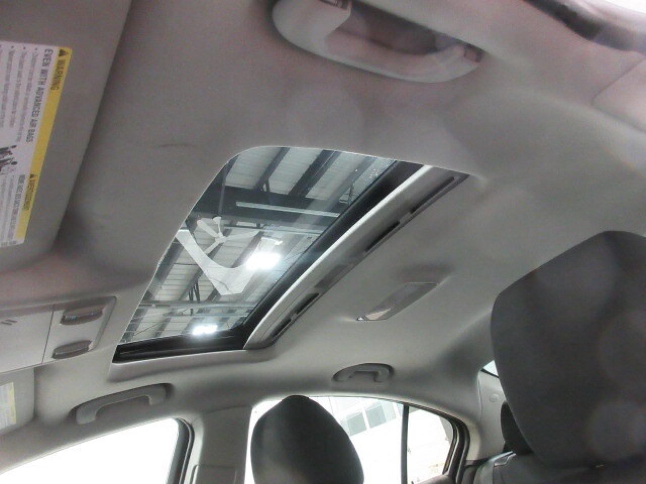 2016 Chevrolet Cruze LT, ROOF, A/C, AUTOSTART, CAMERA, JUST 131K! Photo