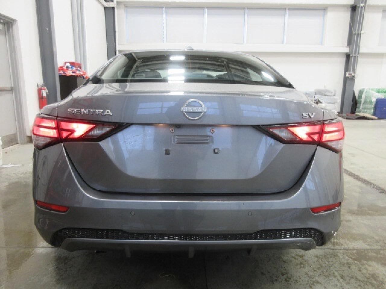 2024 Nissan Sentra SV, HTD. SEATS, ALLOYS, A/C, APPLE/ANDROID, 64K! Photo