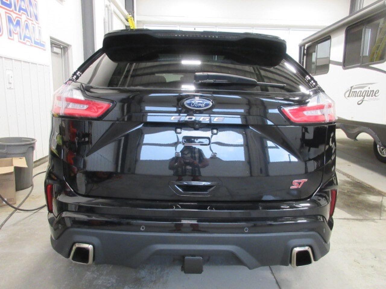 2022 Ford Edge ST AWD, NAV, ROOF, LEATHER, APPLE/ANDROID, 37K! Photo