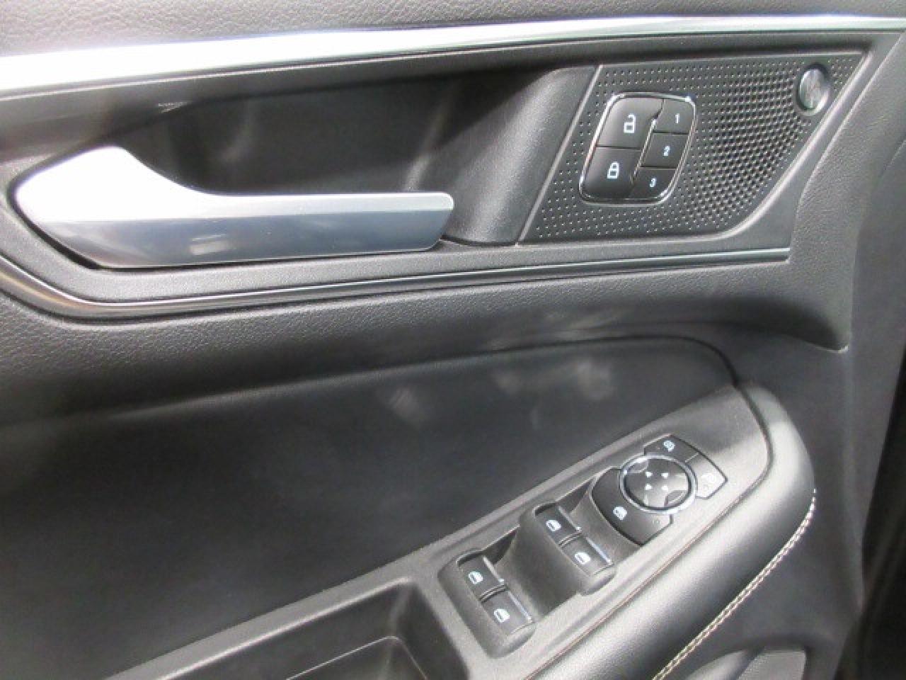 2022 Ford Edge ST AWD, NAV, ROOF, LEATHER, APPLE/ANDROID, 37K! Photo