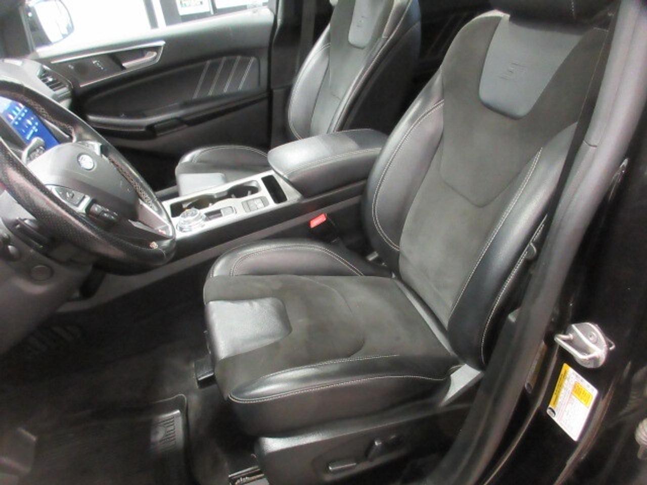2022 Ford Edge ST AWD, NAV, ROOF, LEATHER, APPLE/ANDROID, 37K! Photo