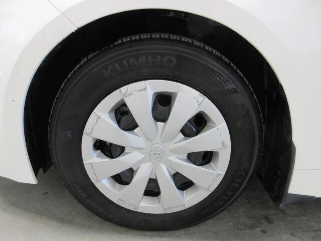 2023 Toyota Corolla Hatchback SE, AUTO, A/C, CAMERA, JUST 41,000 KM! Photo