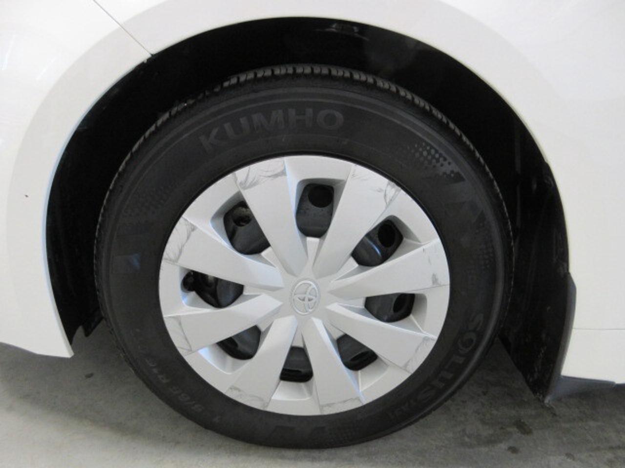 2023 Toyota Corolla Hatchback SE, AUTO, A/C, CAMERA, JUST 41,000 KM! Photo