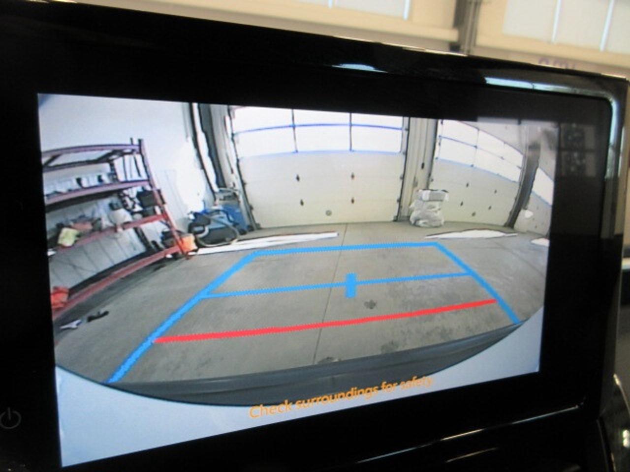 2023 Toyota Corolla Hatchback SE, AUTO, A/C, CAMERA, JUST 41,000 KM! Photo