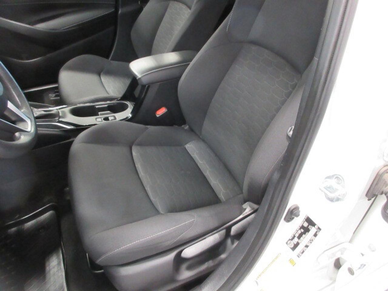 2023 Toyota Corolla Hatchback SE, AUTO, A/C, CAMERA, JUST 41,000 KM! Photo