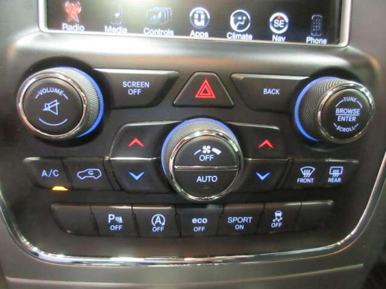 2017 Jeep Grand Cherokee TRAILHAWK 4X4, NAV, ROOF, HTD/COOLED SEATS, 160K! Photo