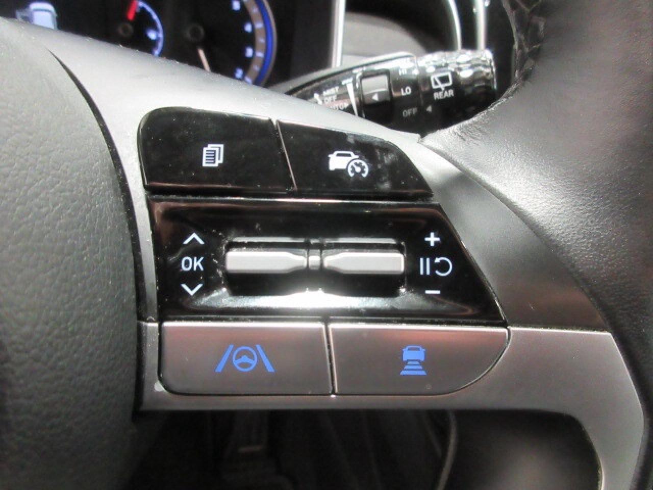 2024 Hyundai Tucson TREND AWD, NAV, ROOF, LEATHER, APPLE/ANDROID, 76K! Photo