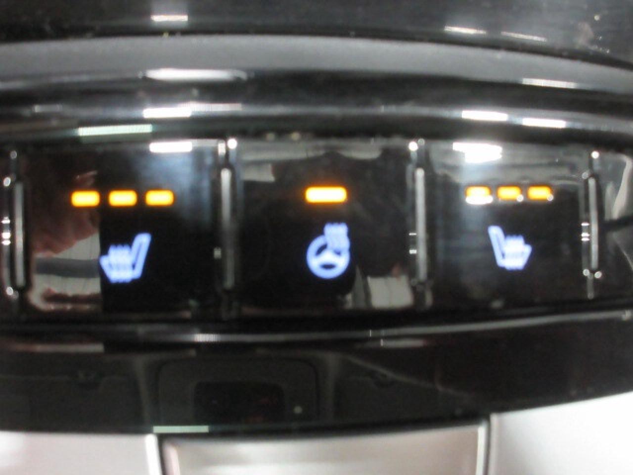 2024 Hyundai Tucson TREND AWD, NAV, ROOF, LEATHER, APPLE/ANDROID, 76K! Photo