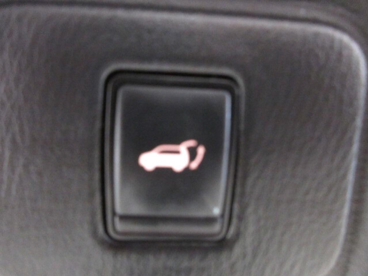 2019 Nissan Murano AWD SV TECH, NAV, ROOF, APPLE/ANDROID, 88K! Photo