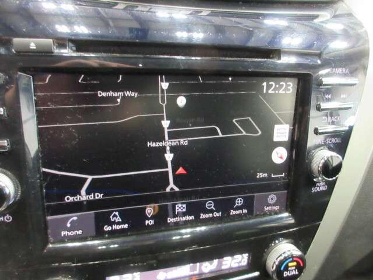2019 Nissan Murano AWD SV TECH, NAV, ROOF, APPLE/ANDROID, 88K! Photo