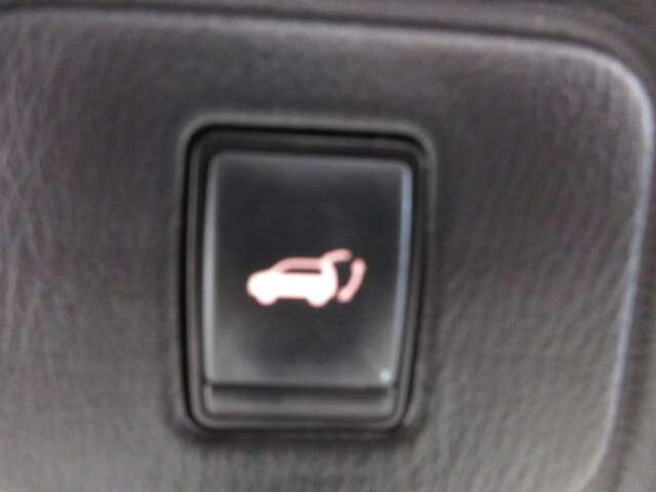 2019 Nissan Murano AWD SV TECH, NAV, ROOF, APPLE/ANDROID, 88K! Photo