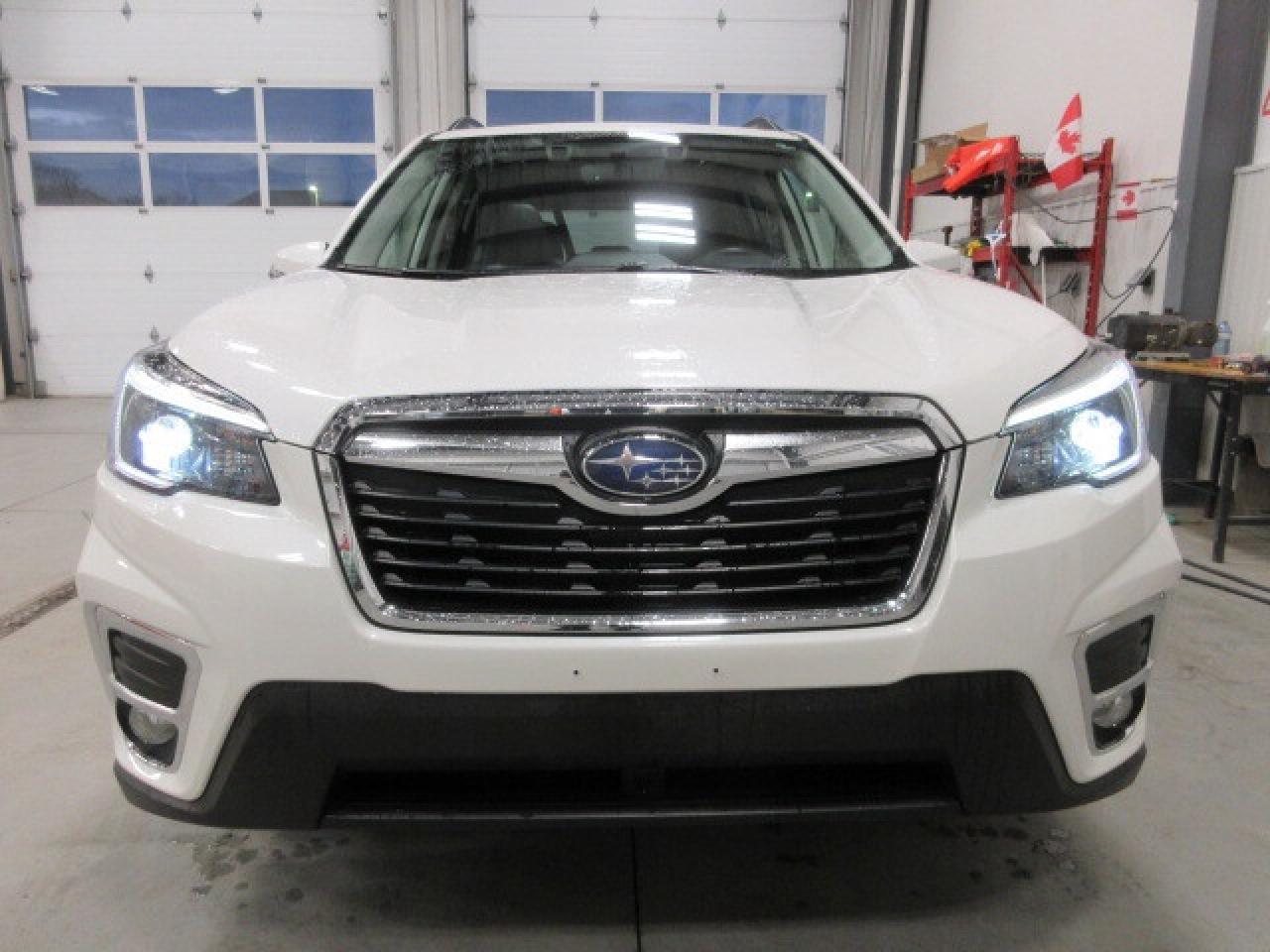 2021 Subaru Forester 2.5i LIMITED W/NAV, EYESIGHT, ROOF, LEATHER, 43K! Photo