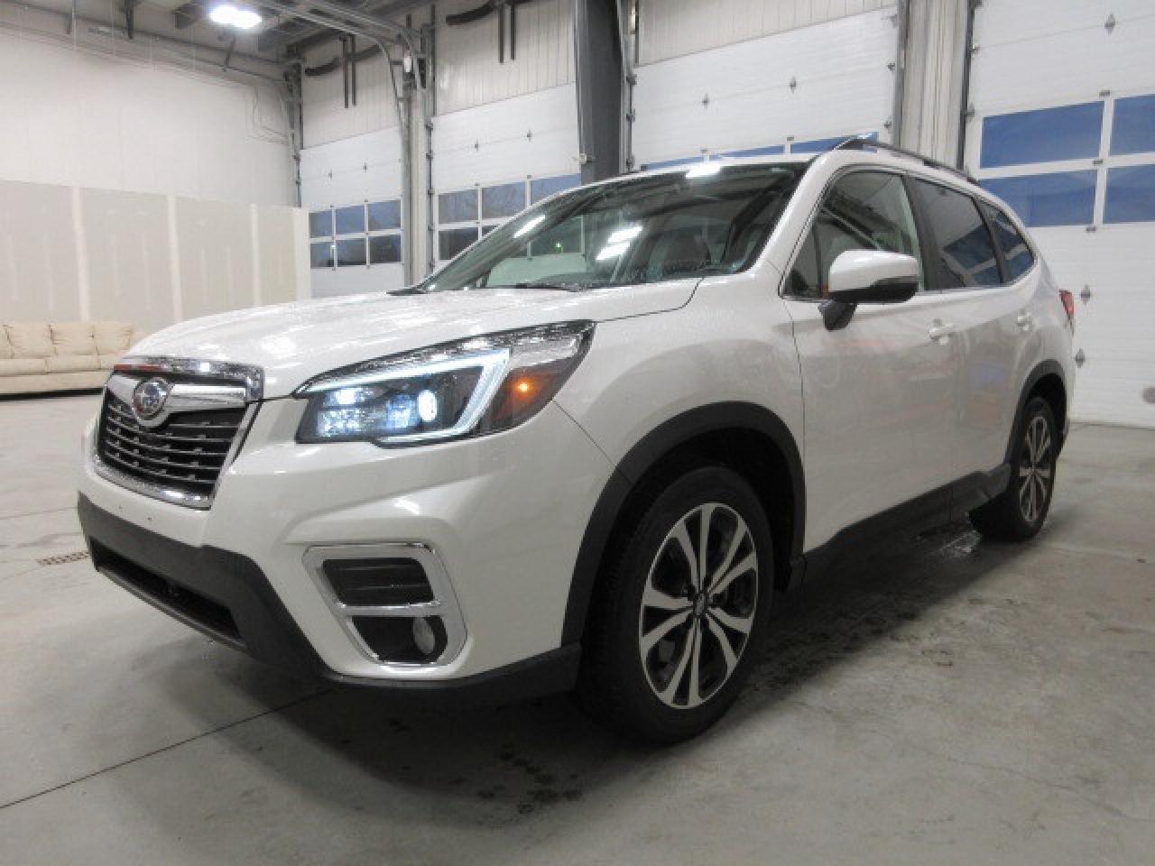 2021 Subaru Forester 2.5i LIMITED W/NAV, EYESIGHT, ROOF, LEATHER, 43K! Photo3