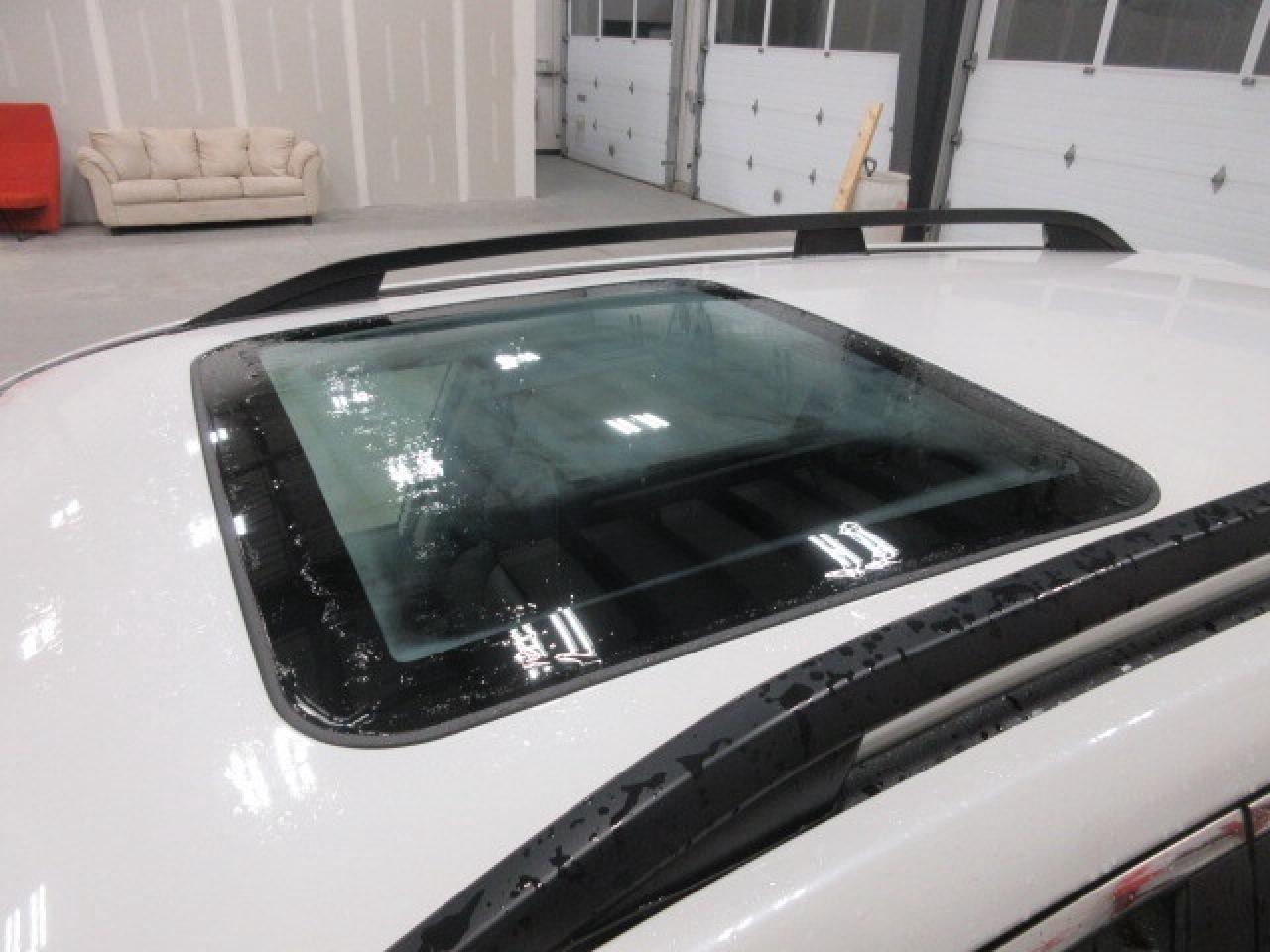 2021 Subaru Forester 2.5i LIMITED W/NAV, EYESIGHT, ROOF, LEATHER, 43K! Photo