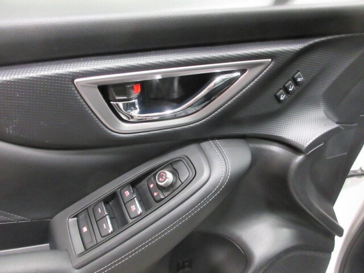 2021 Subaru Forester 2.5i LIMITED W/NAV, EYESIGHT, ROOF, LEATHER, 43K! Photo