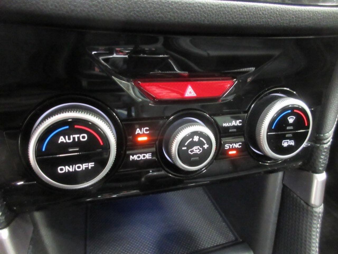 2021 Subaru Forester 2.5i LIMITED W/NAV, EYESIGHT, ROOF, LEATHER, 43K! Photo