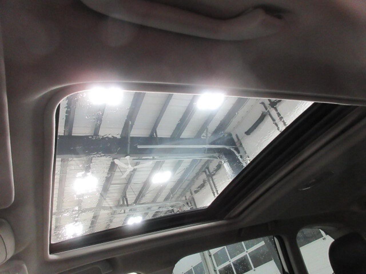 2021 Subaru Forester 2.5i LIMITED W/NAV, EYESIGHT, ROOF, LEATHER, 43K! Photo