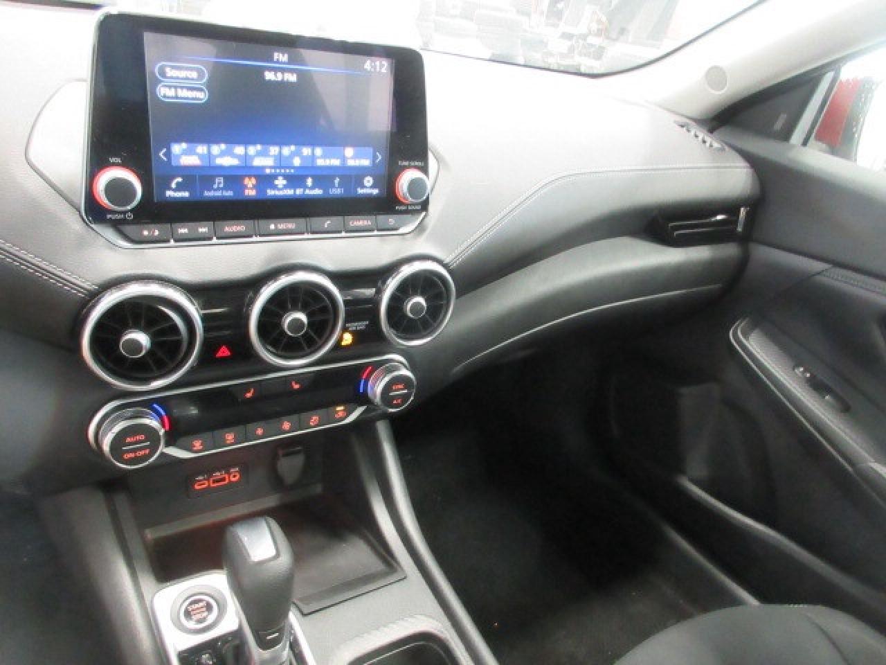 2023 Nissan Sentra SV, ROOF, HTD. SEATS, ALLOYS, APPLE/ANDROID, 11K! Photo