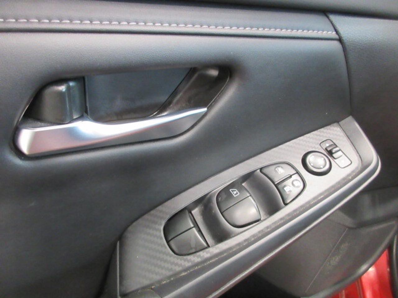 2023 Nissan Sentra SV, ROOF, HTD. SEATS, ALLOYS, APPLE/ANDROID, 11K! Photo