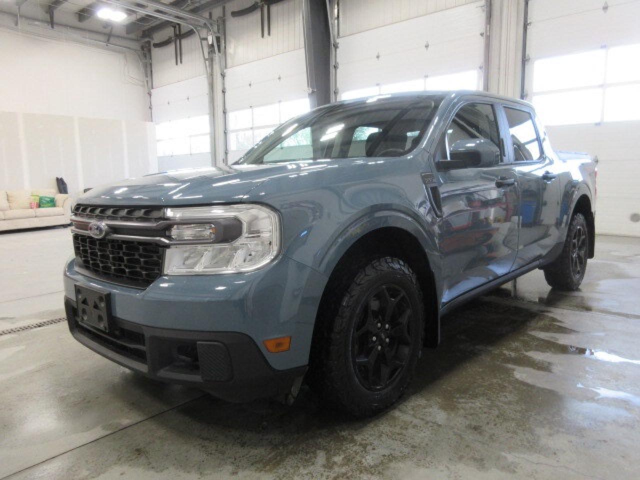 2023 Ford Maverick XLT AWD FX4, HTD. SEATS, AUTOSTART, ALLOYS, 79K! Photo3