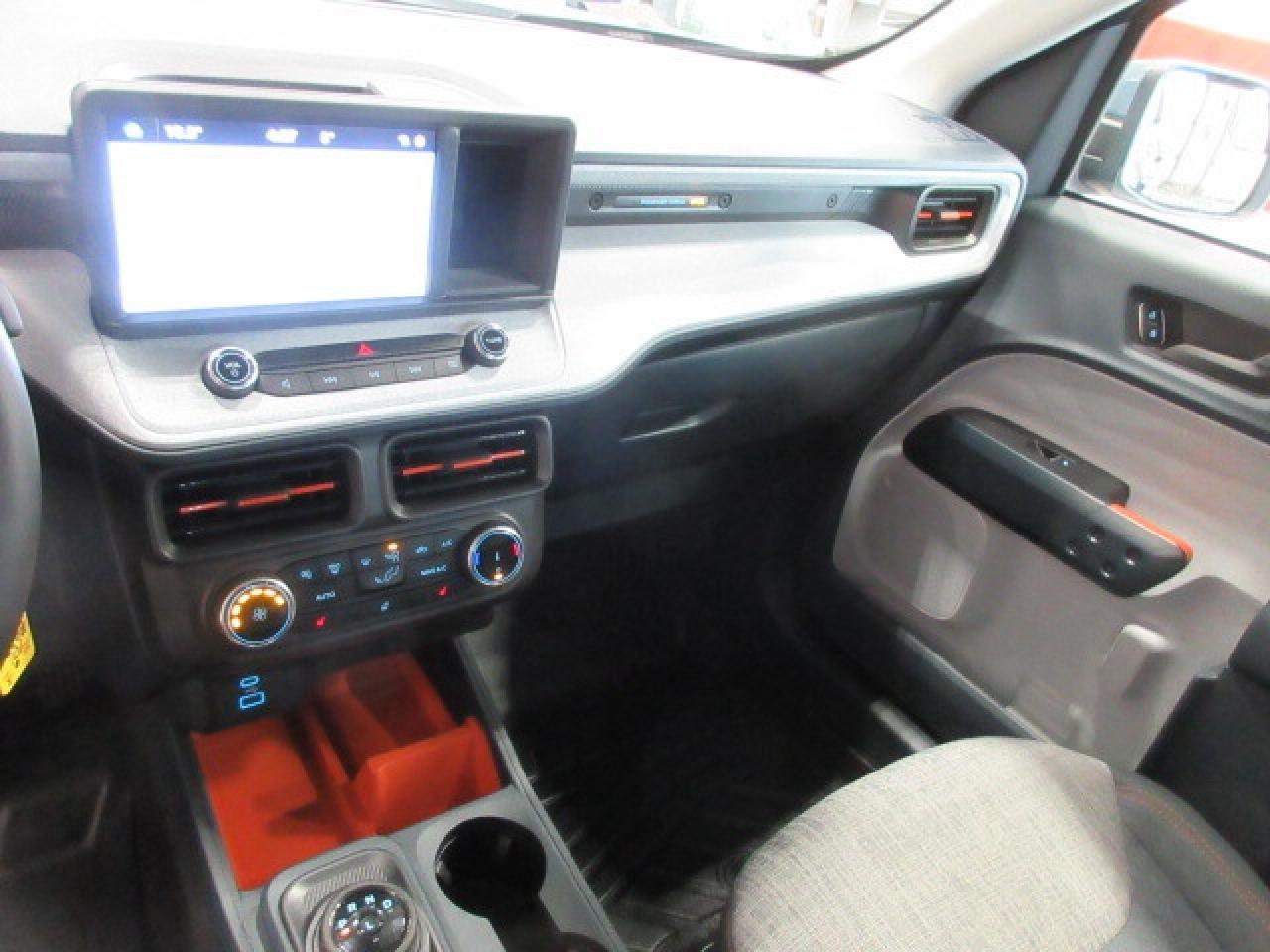 2023 Ford Maverick XLT AWD FX4, HTD. SEATS, AUTOSTART, ALLOYS, 79K! Photo