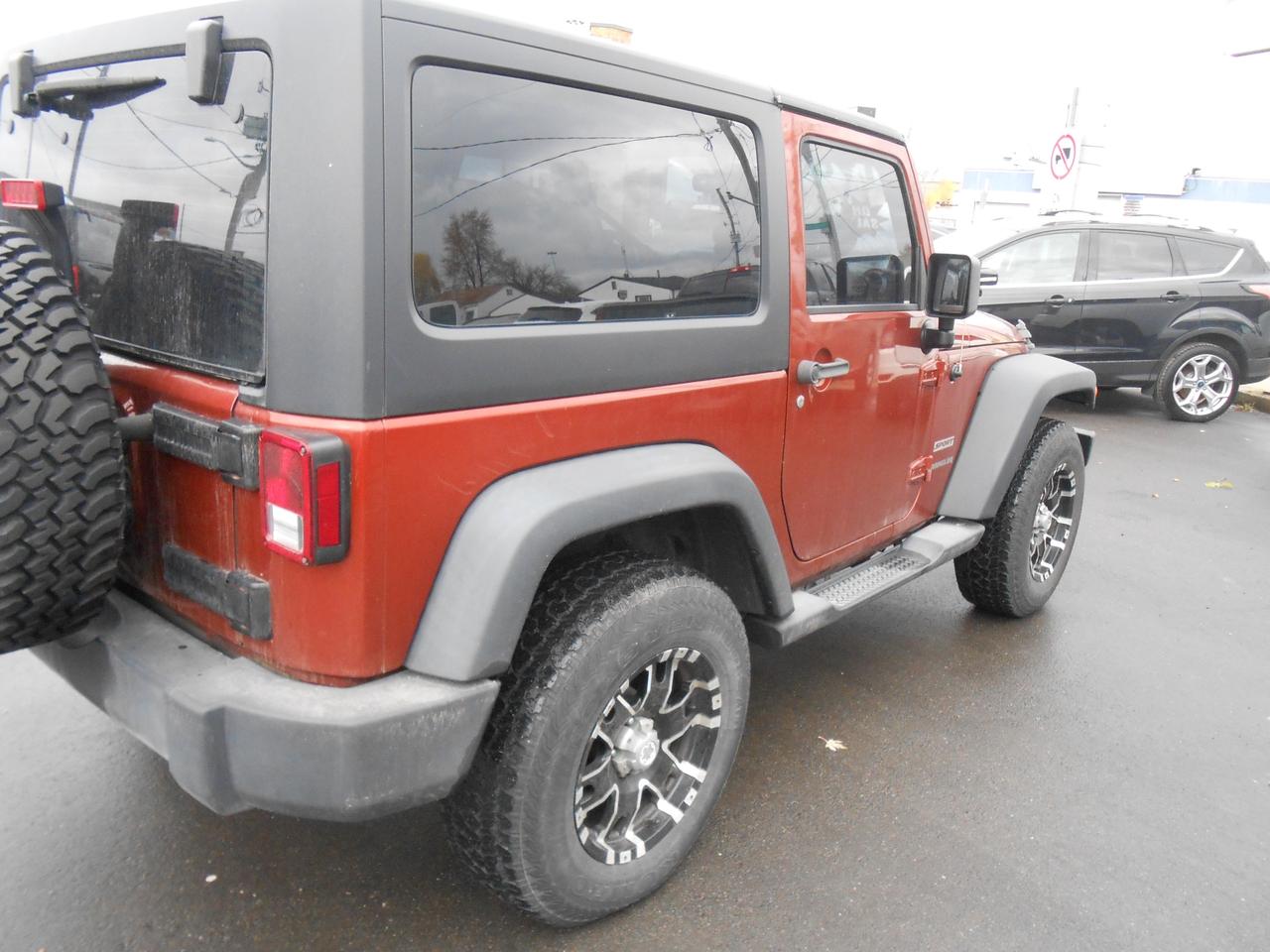 2014 Jeep Wrangler 4WD 2dr Sport, 2 Tops, Automatic Photo3