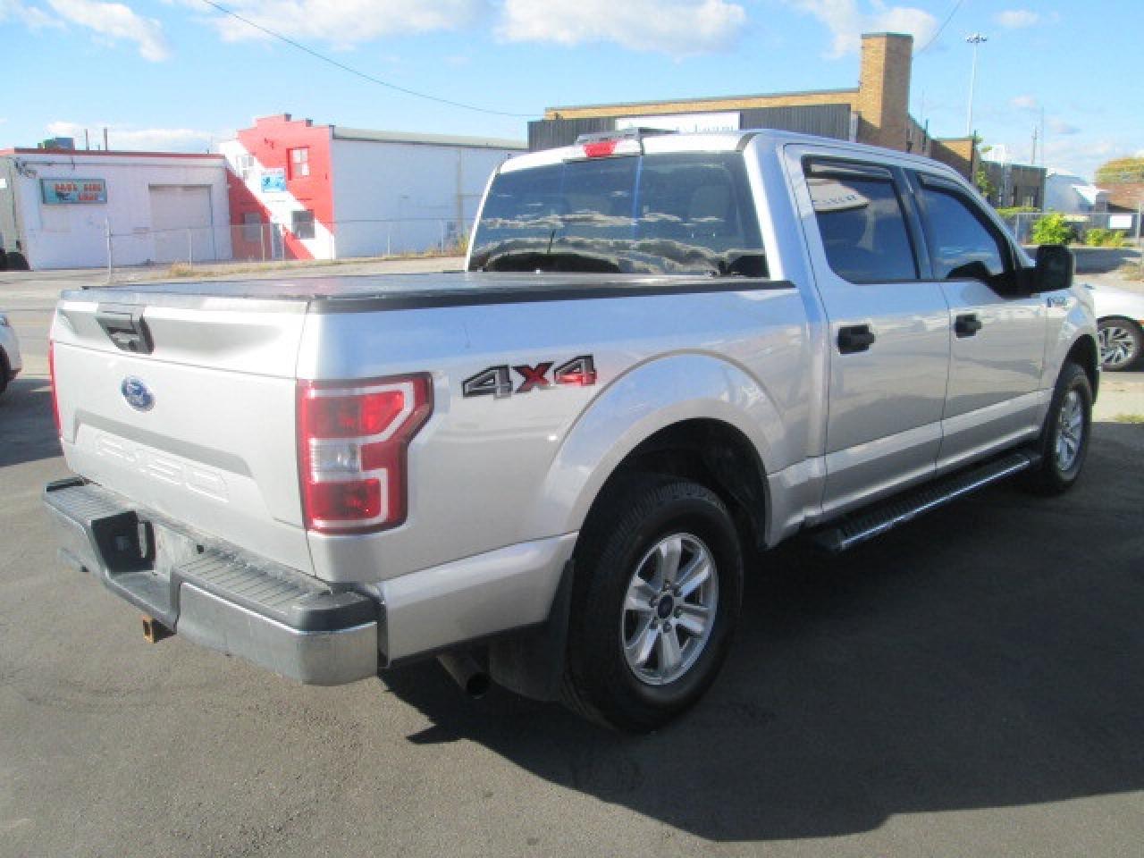 2018 Ford F-150 XLT 4WD SuperCrew 5.5' Box, Back Up camera Photo2