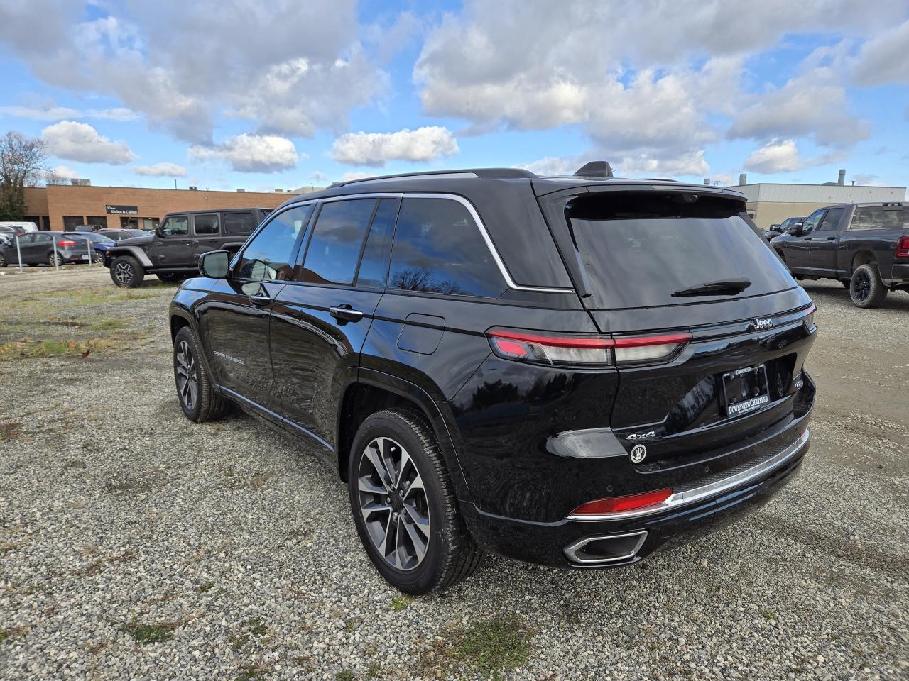 2024 Jeep Grand Cherokee Overland w/Luxury Group, 19 McIntosh Speakers Photo