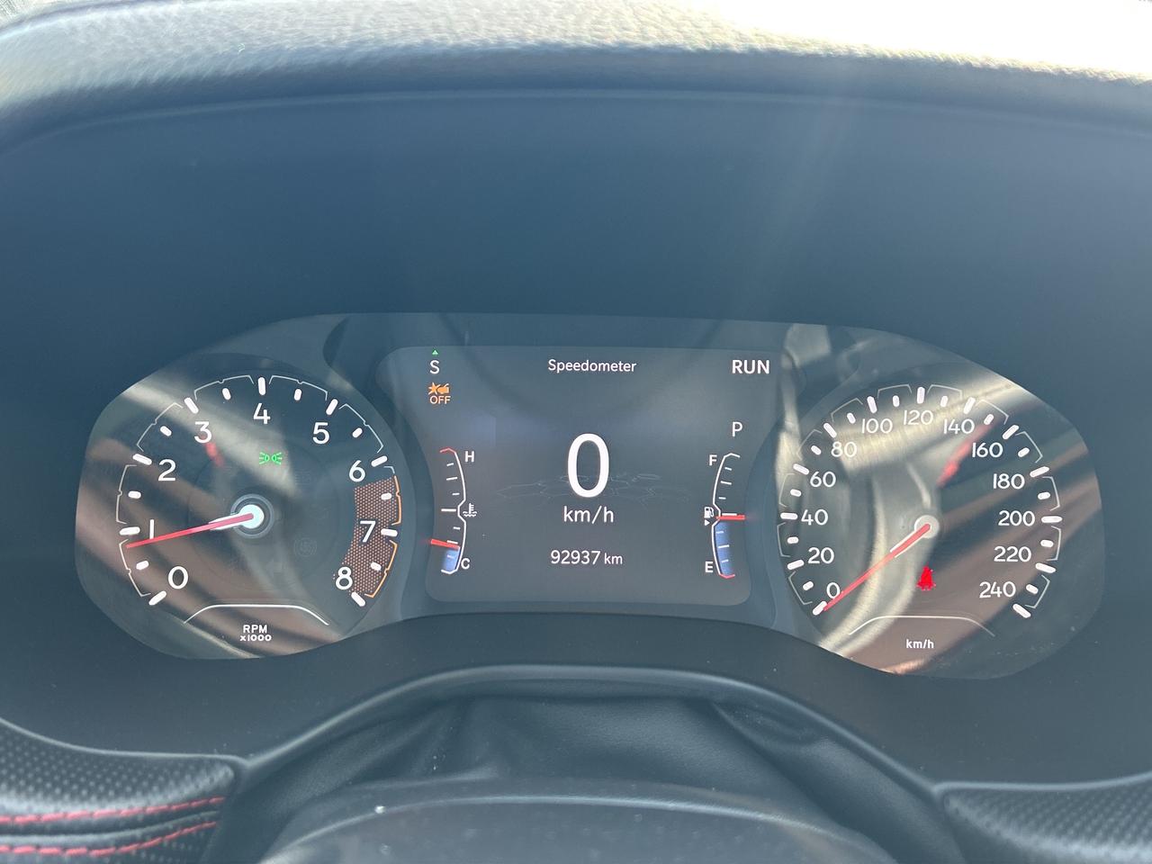 2022 Jeep Compass Trailhawk w/Park Assist, Blind Spot Alert, CarPlay Photo