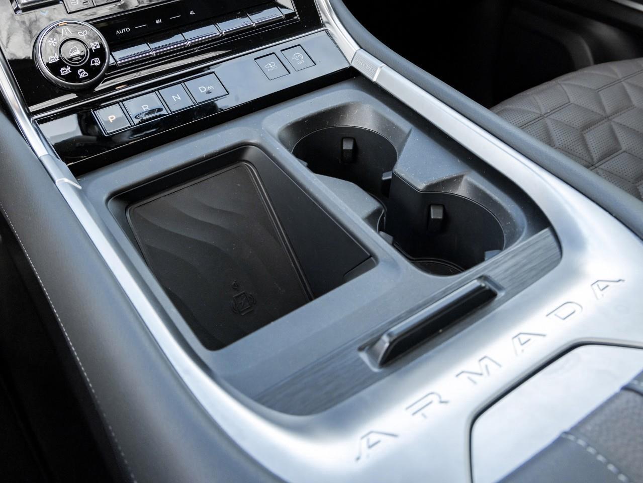 2025 Nissan Armada Platinum Reserve Photo